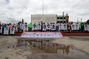Ayotzinapa Presente. Foto por: Brenda Burgoa